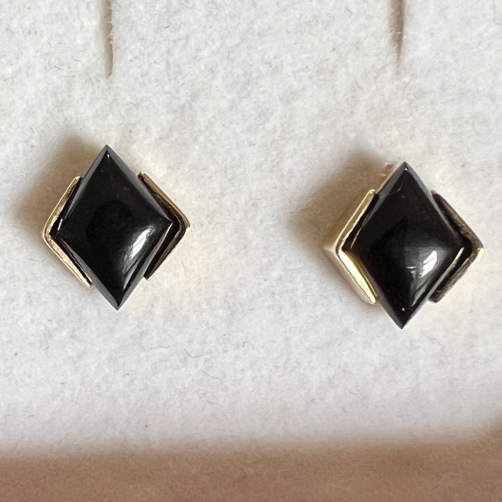 14K Yellow Gold Mexico Black Stud Earrings